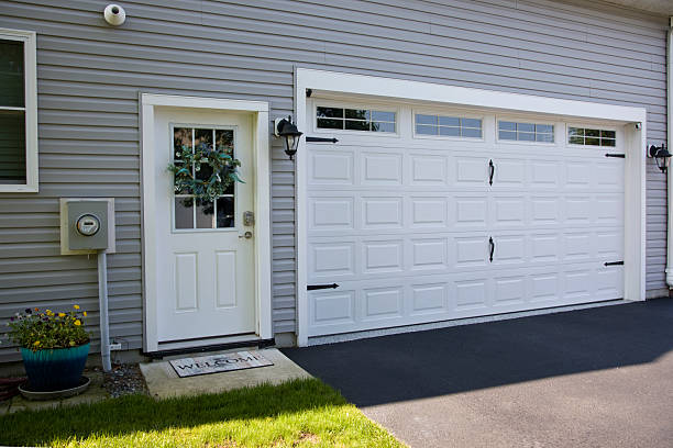 24/7 Emergency Garage Door Panel Replacement experts in Port Barre, LA